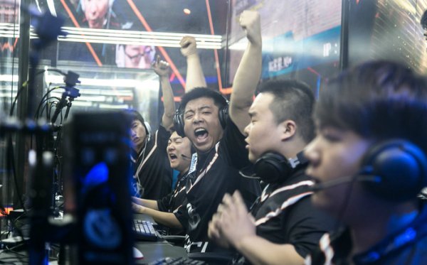 而福勒和斯 而福勒和斯