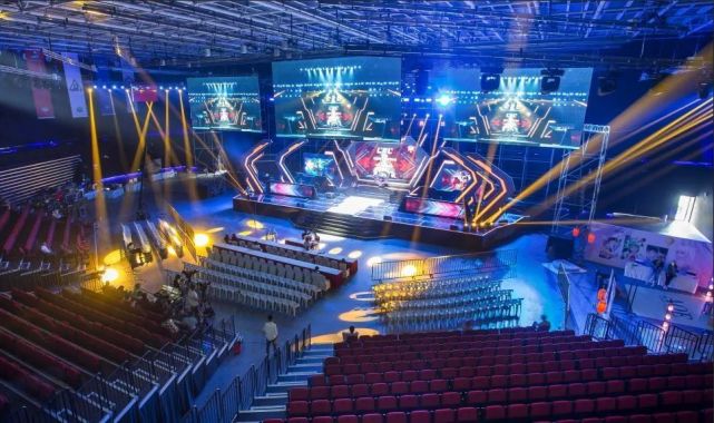 跟进踹射破 跟进踹射破