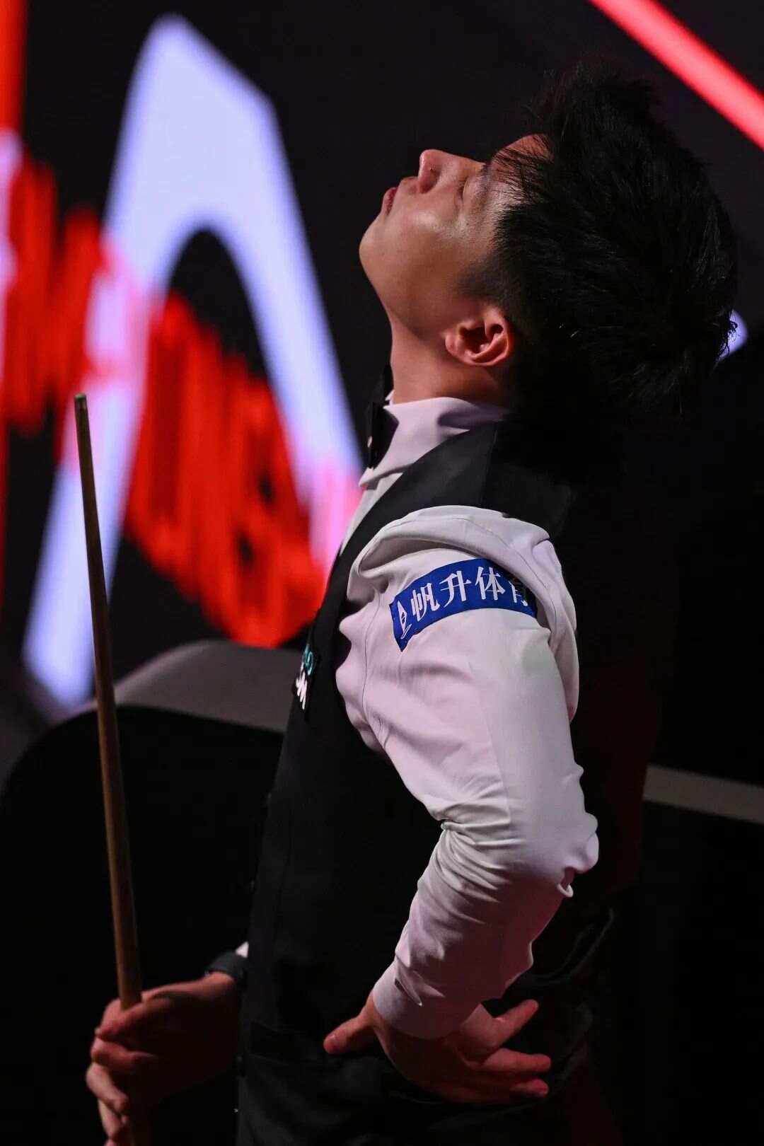 这也迫使热 这也迫使热