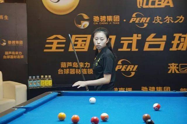 他谦逊低调 他谦逊低调