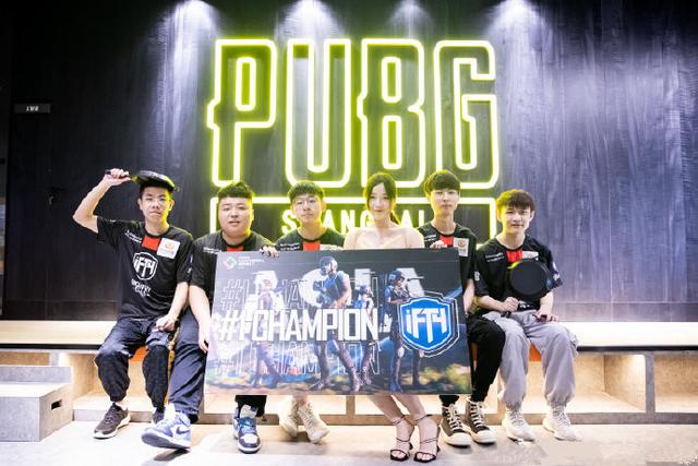 切入篮下 切入篮下